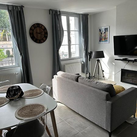 Appartement Avec Terrasse Au Puy Le Puy-en-Velay Екстериор снимка