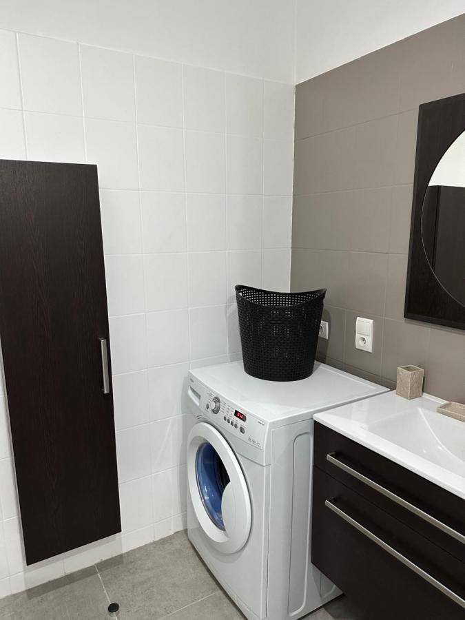 Appartement Avec Terrasse Au Puy Le Puy-en-Velay Екстериор снимка